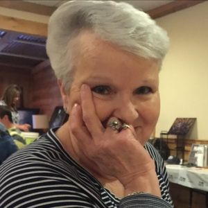 Meet your Posher, Paulette